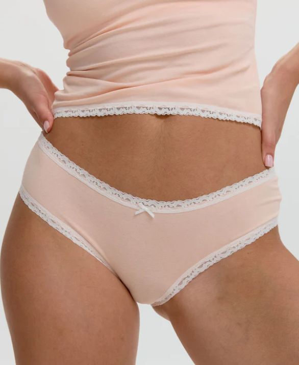 Shorty coton à bordure de dentelle Shorty coton à bordure de dentelle
