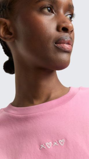 T-shirt avec broderie T-shirt avec broderie