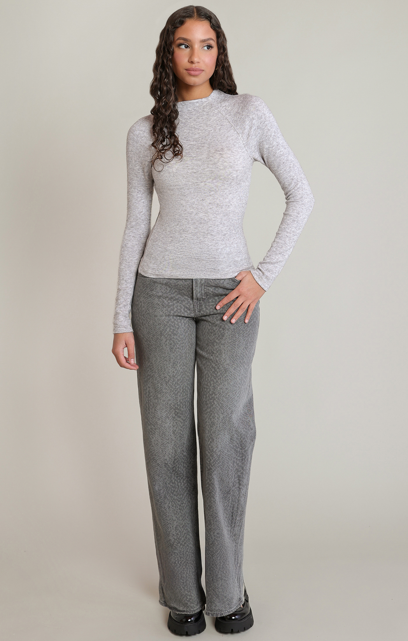Jeans imprimé serpent
