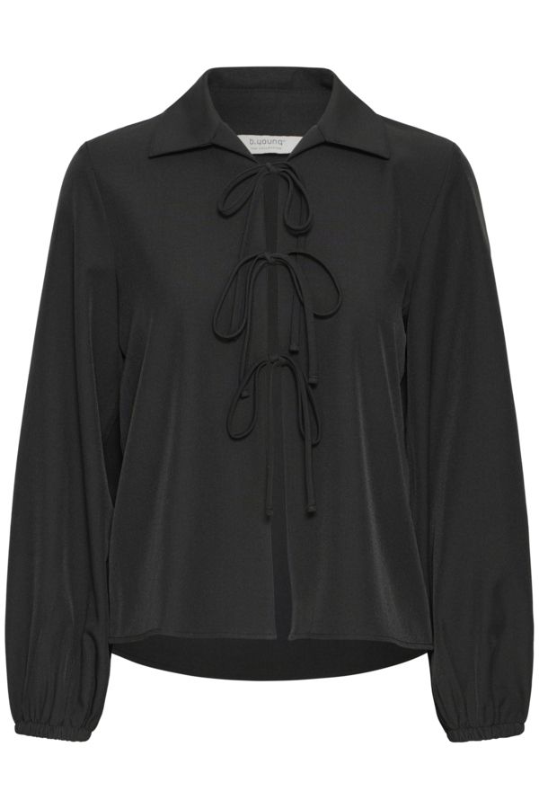 Blouse attaches extensible