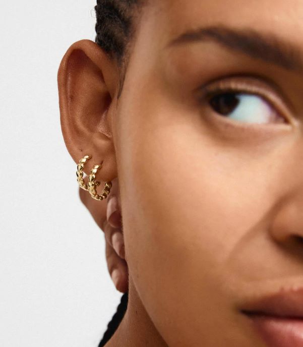 Boucle d'oreille Maeve anneau coeurs