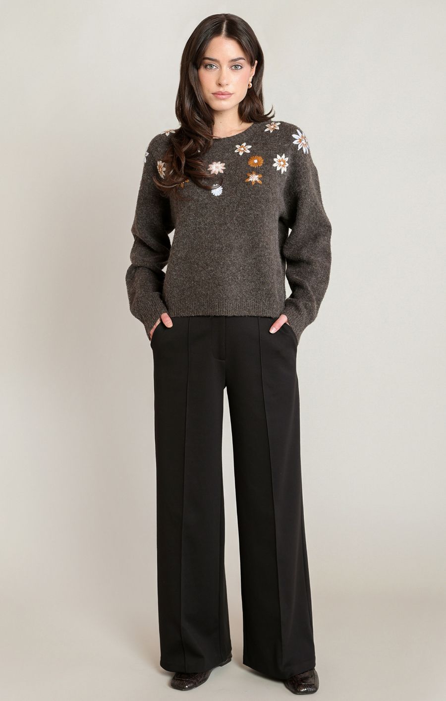 Chandail tricot broderie