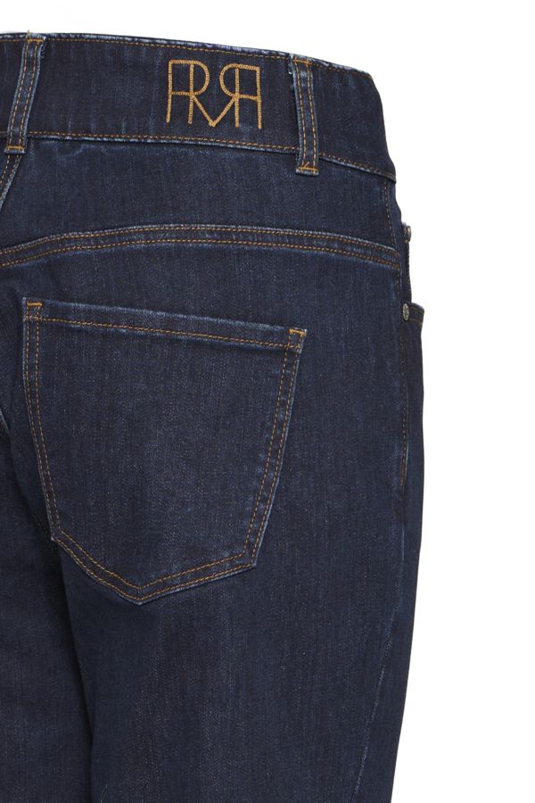Jeans jambe droite taille amincissante