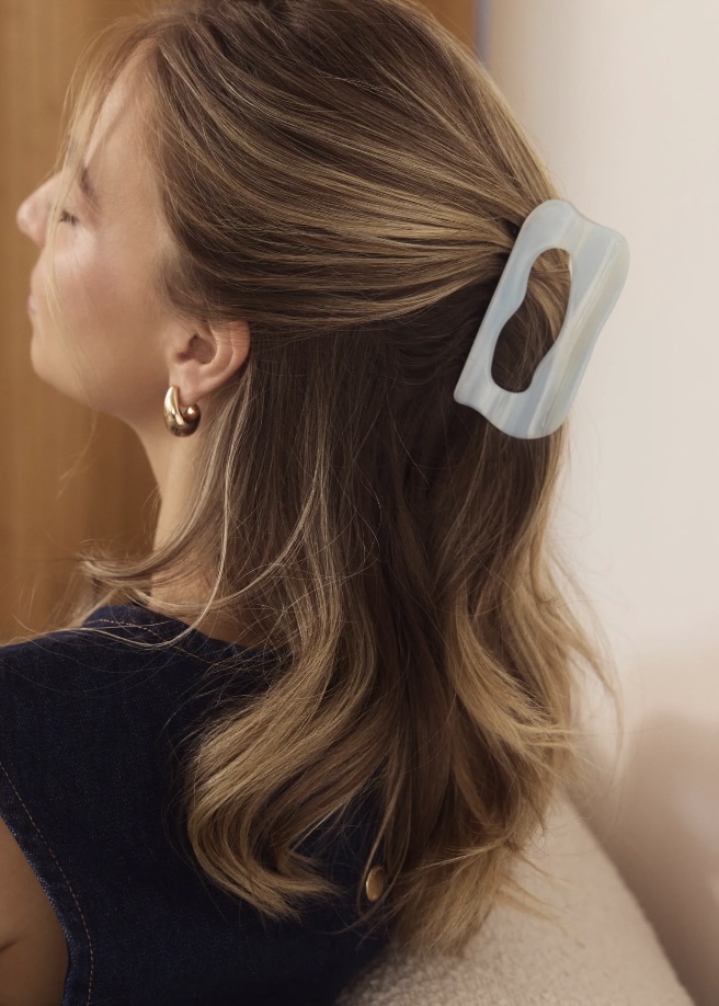 Pince à cheveux en acétate Ludi