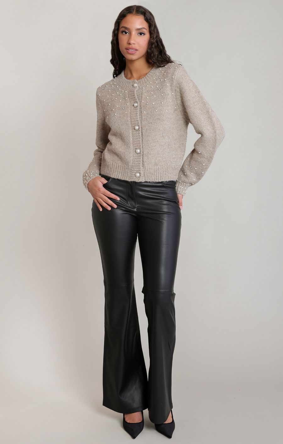 Cardigan en tricot boutonné à l'avant - 2827263 D - Dex