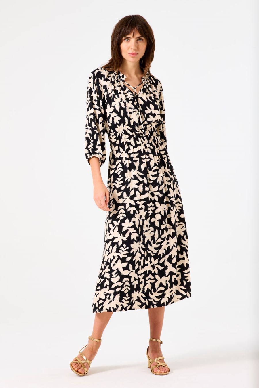 Robe motif cintrée taille