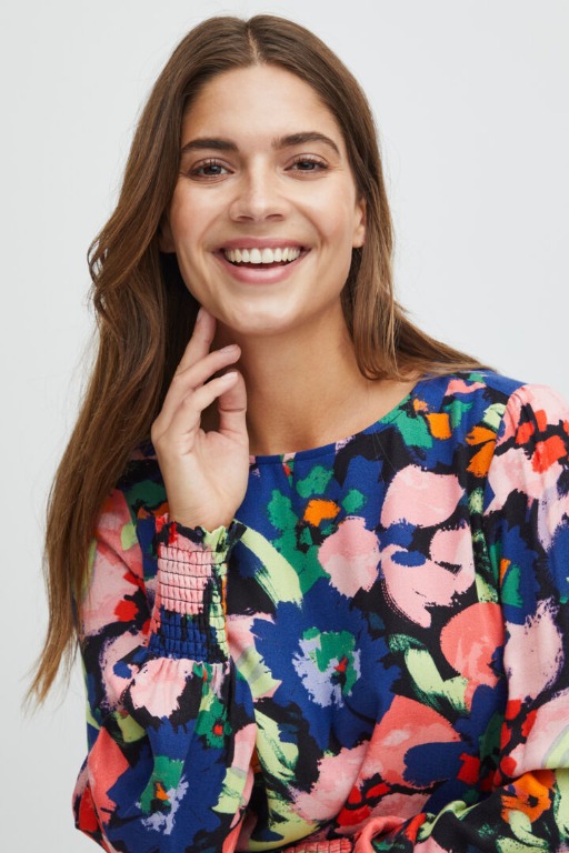 CHANDAIL A MOTIF LOOK BLOUSE COL ROND