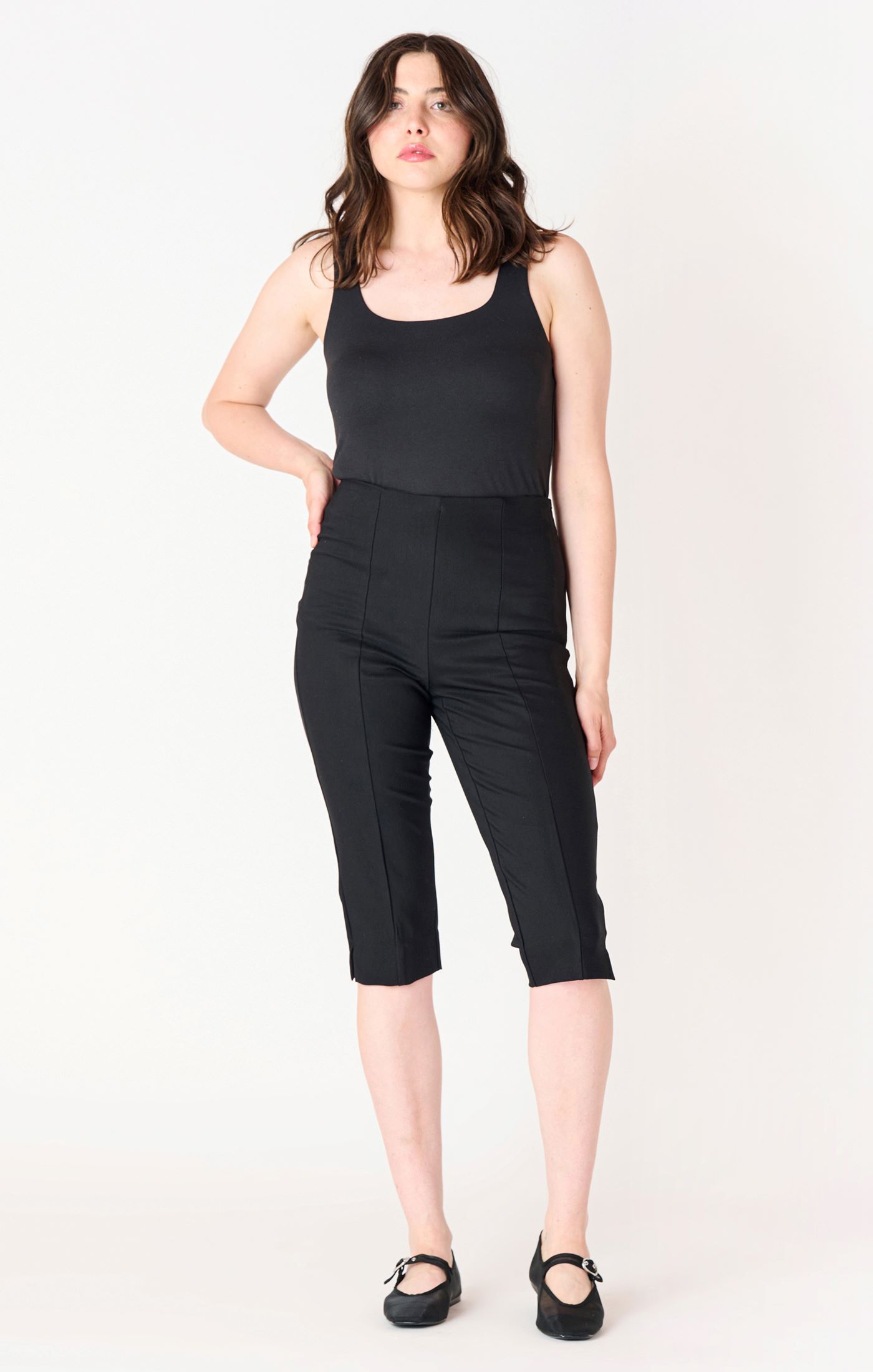 Pantalon capri fendu coté