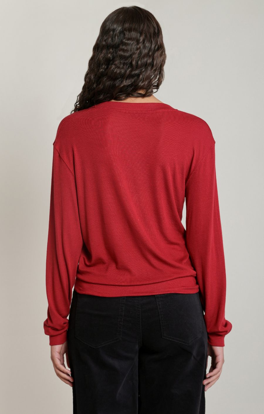 Chandail v neck uni