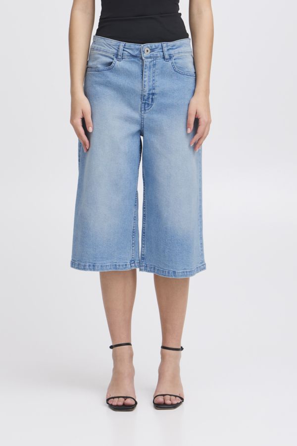Short jeans long