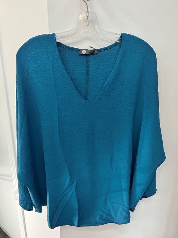 CHANDAIL TRICOT V NECK BASIC UNI