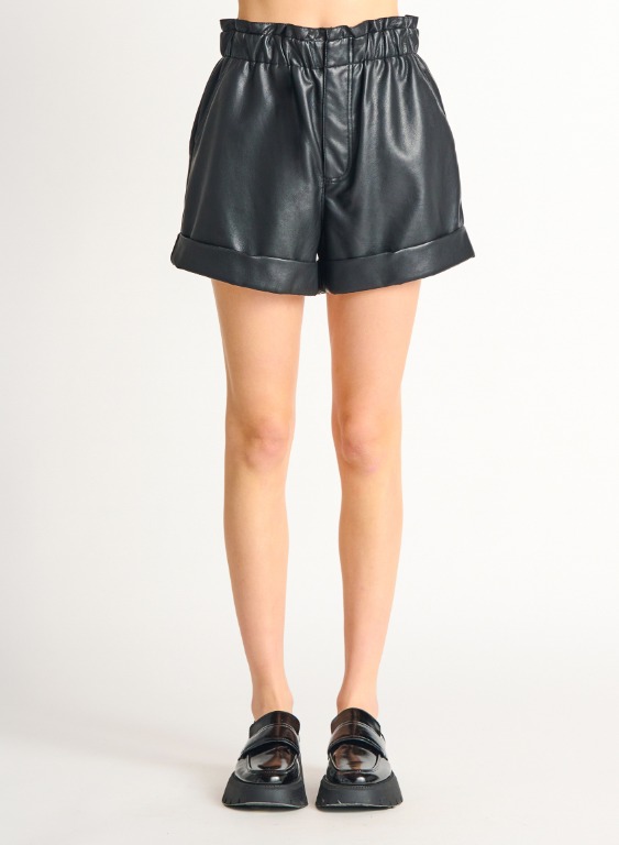 BERMUDA SIMILI CUIR TAILLE HAUTE