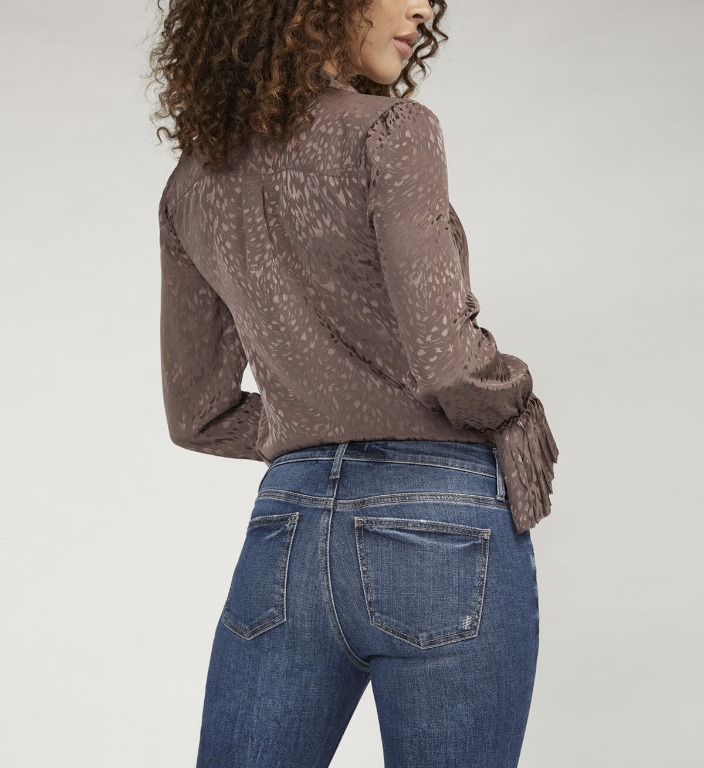 Jeans Suki curvy fit taille moyenne coupe étroite semi-évasé