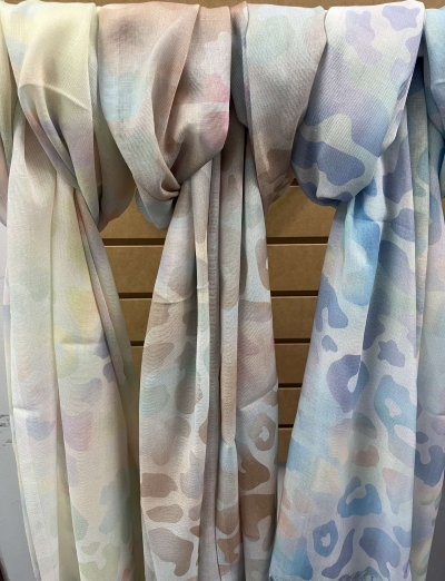 Foulard motifs léopard - 680116911 - SMD Importations Inc