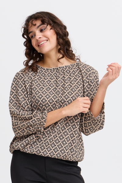 Blouse gauffrée à motifs