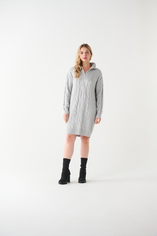 Robe tricot col montant