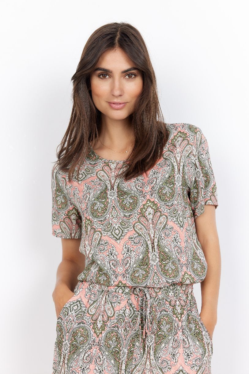 T-SHIRT LOOK BLOUSE PAISLEY COL ROND