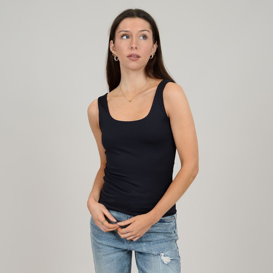CAMISOLE MOULANTE TANK COL CARRÉ TANITH